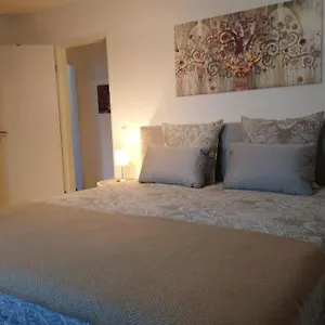 Apartment Direkt Am Tegernsee Mit Xl-terrasse, Gmund am Tegernsee